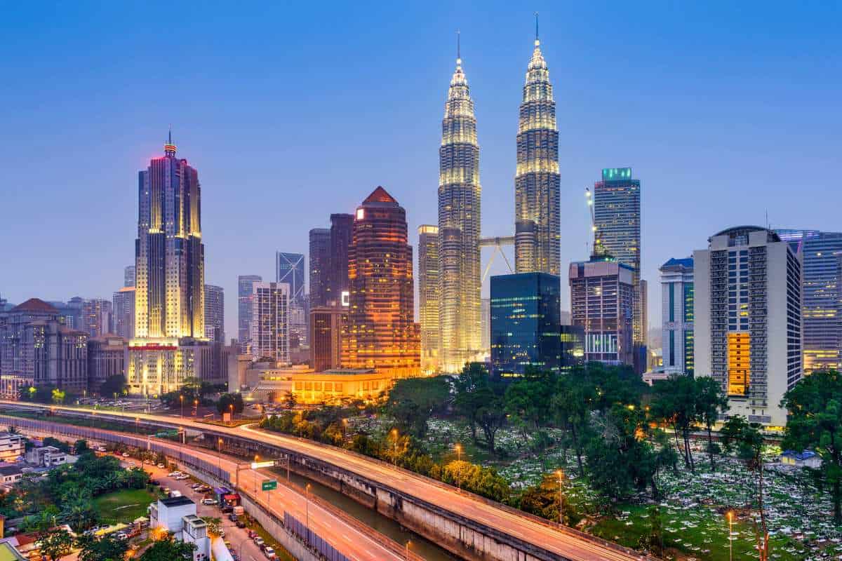 Kuala Lumpur og Borneo, Kuala Lumpur og Borneo
