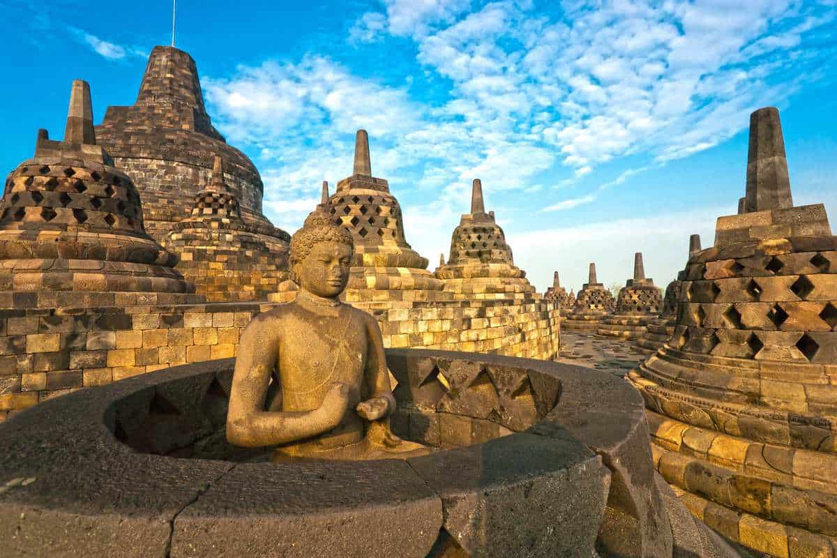 Bali og Javas frodige natur inkl. badeferie i Sanur