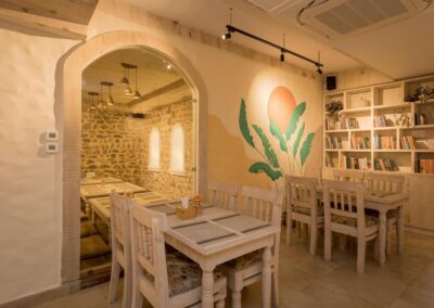 Dining area 1